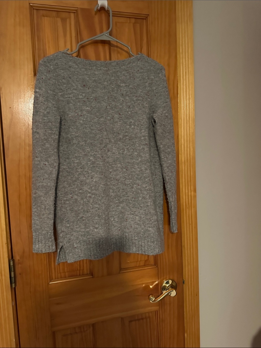 LOFT Heather Gray Scoopneck Knit Sweater